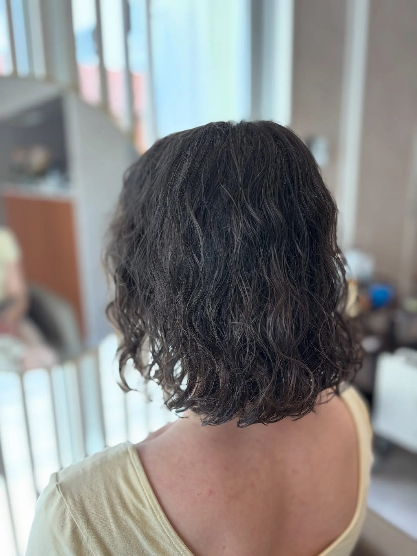 \\カーリーヘアーのカット//